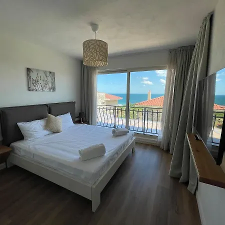 Luxury Pool By Lozenetsvillas Villa *