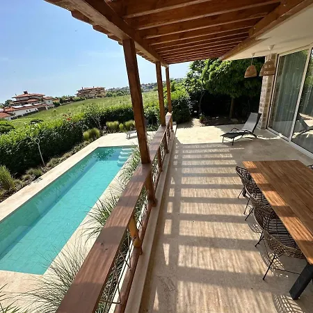 Vila Luxury Pool By Lozenetsvillas Lozenec
