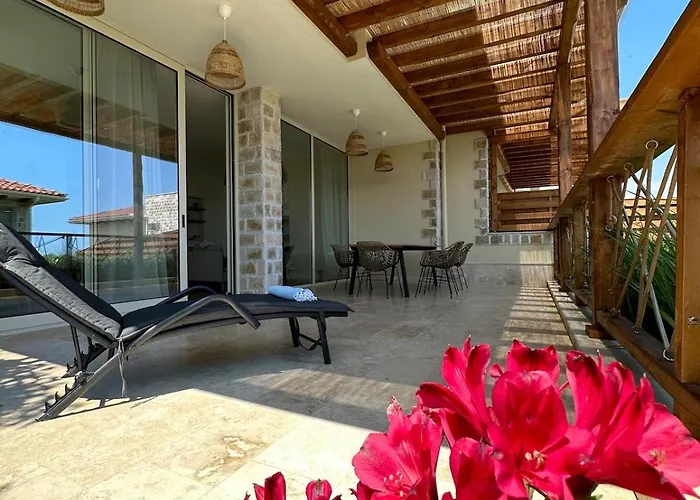 Luxury Pool By Lozenetsvillas