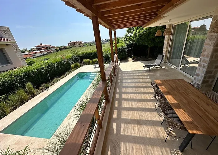 Villa Luxury Pool By Lozenetsvillas Lozenets