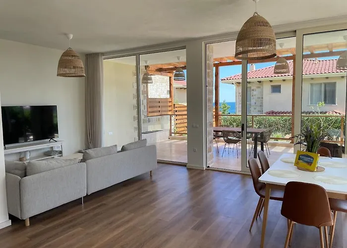 Luxury Pool By Lozenetsvillas Villa *